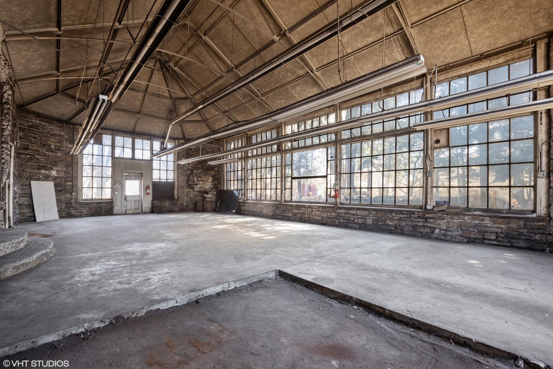 Interior of Harley Clarke Mansion
